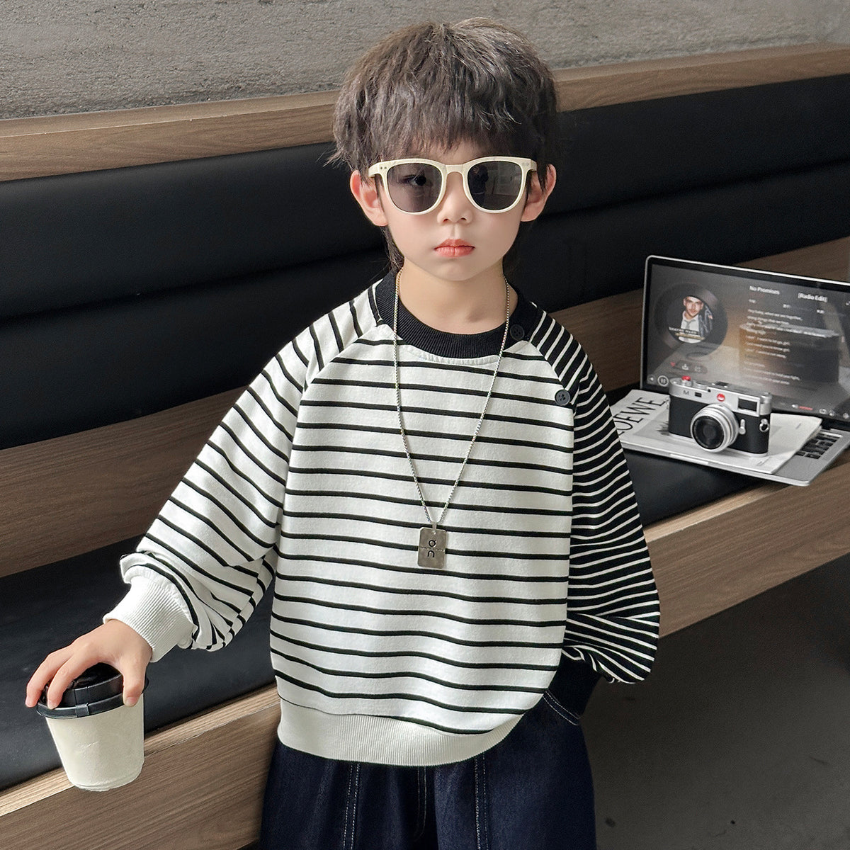 Boys  Spliced Long Sleeve Sweatshirt Top