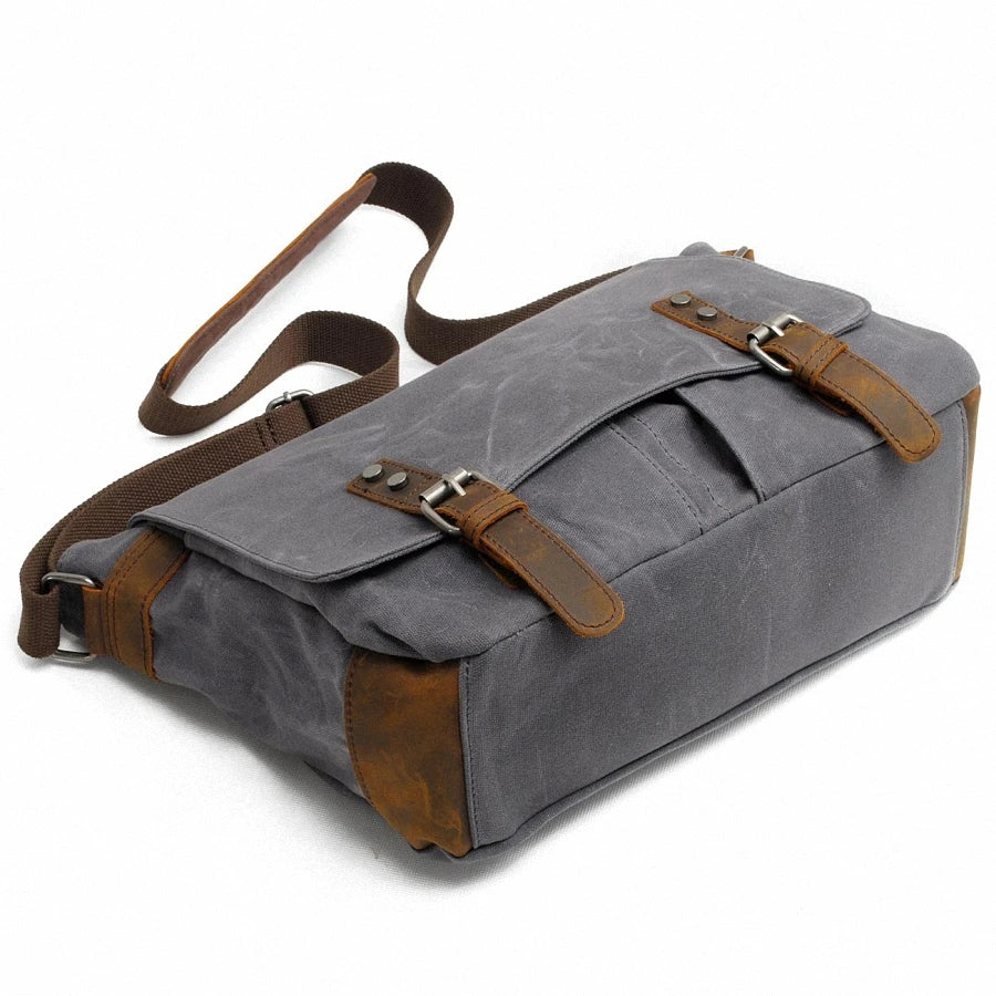 New Fashion Thick Wax Canvas Men Shoulder Bag Messenger Bag Men Crossbody Bag Vintage Male Leisure Sling Bag Casual Boy