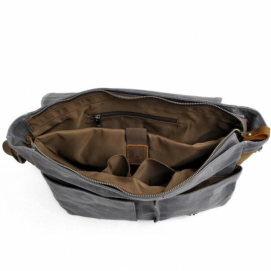 New Fashion Thick Wax Canvas Men Shoulder Bag Messenger Bag Men Crossbody Bag Vintage Male Leisure Sling Bag Casual Boy