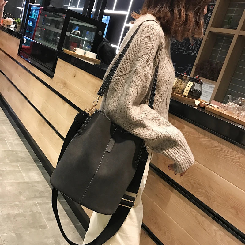 Luxury Designer Handbags Ladies Bucket Bag PU Leather Shoulder Bags Large Capacity Crossbody Bags for Women 2026 New Tote Bag