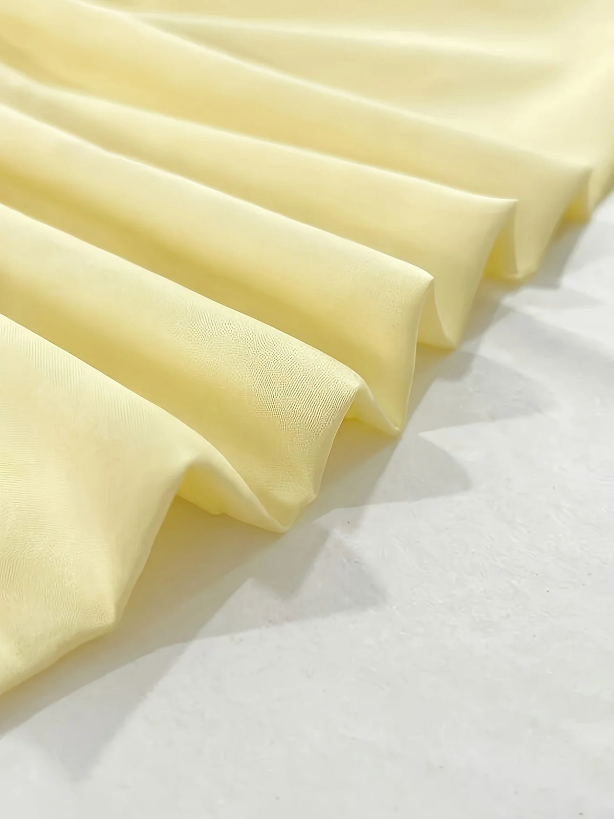 Abito corto donna floreale senza maniche con scollo a V — immagine 4