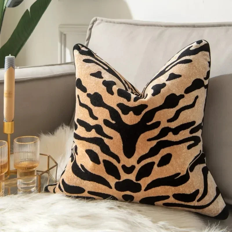 Luxury Tiger Pattern Cushion Cover Design High-end Leopard Flocked Velvet Pillow Cover Decorative Pillowcase for Living Room