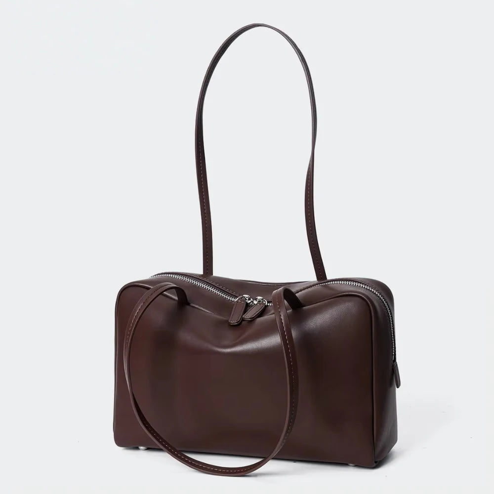 2026 New In Luxury Designer Bag Summer Pillow Handbag Fashionable Lady Briefcase Genuine Leather Bowling Bags Woman