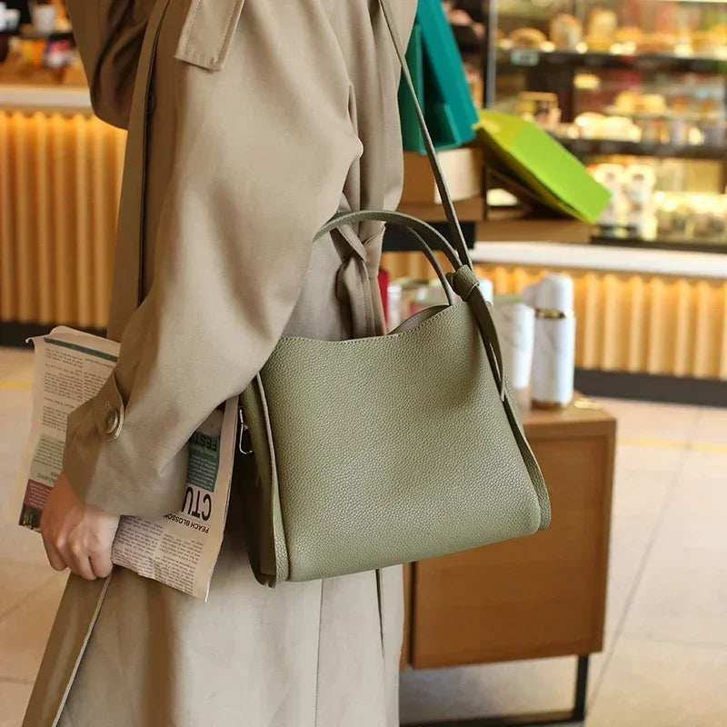 Women Genuine Cowhide Shoulder Bag Upper Arm Purse Bucket Ladies Office Female Commuter Sophisticated Elegant Premium Chic 2026