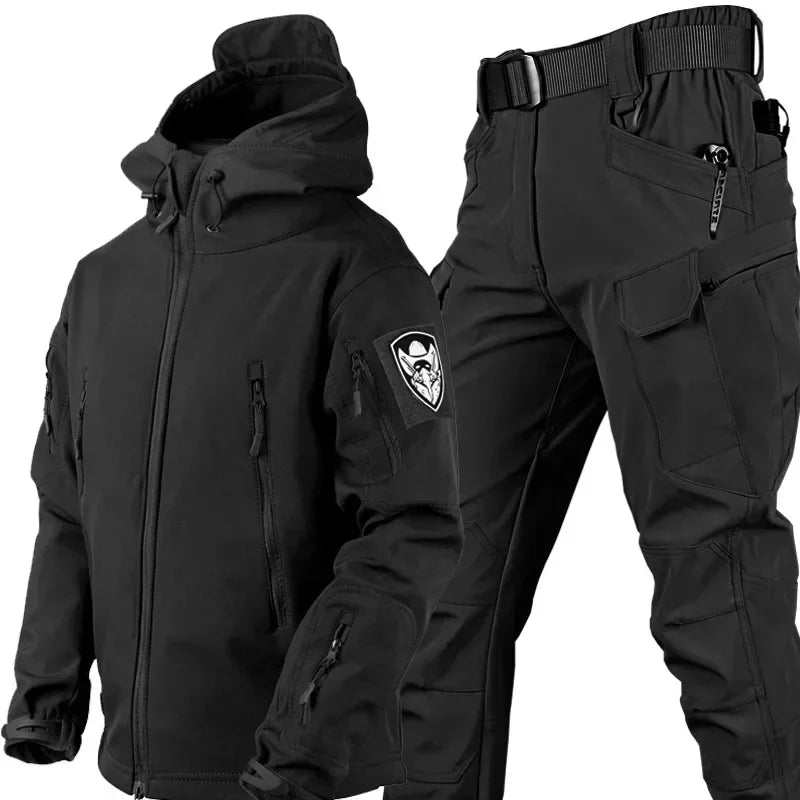 Winterverdickter Herren-Tarnanzug, wasserdichtes taktisches Trainingsset, Kapuzenjacke mit vielen Taschen, Fleecehose, Outdoor-Jagd, 2-teilig
