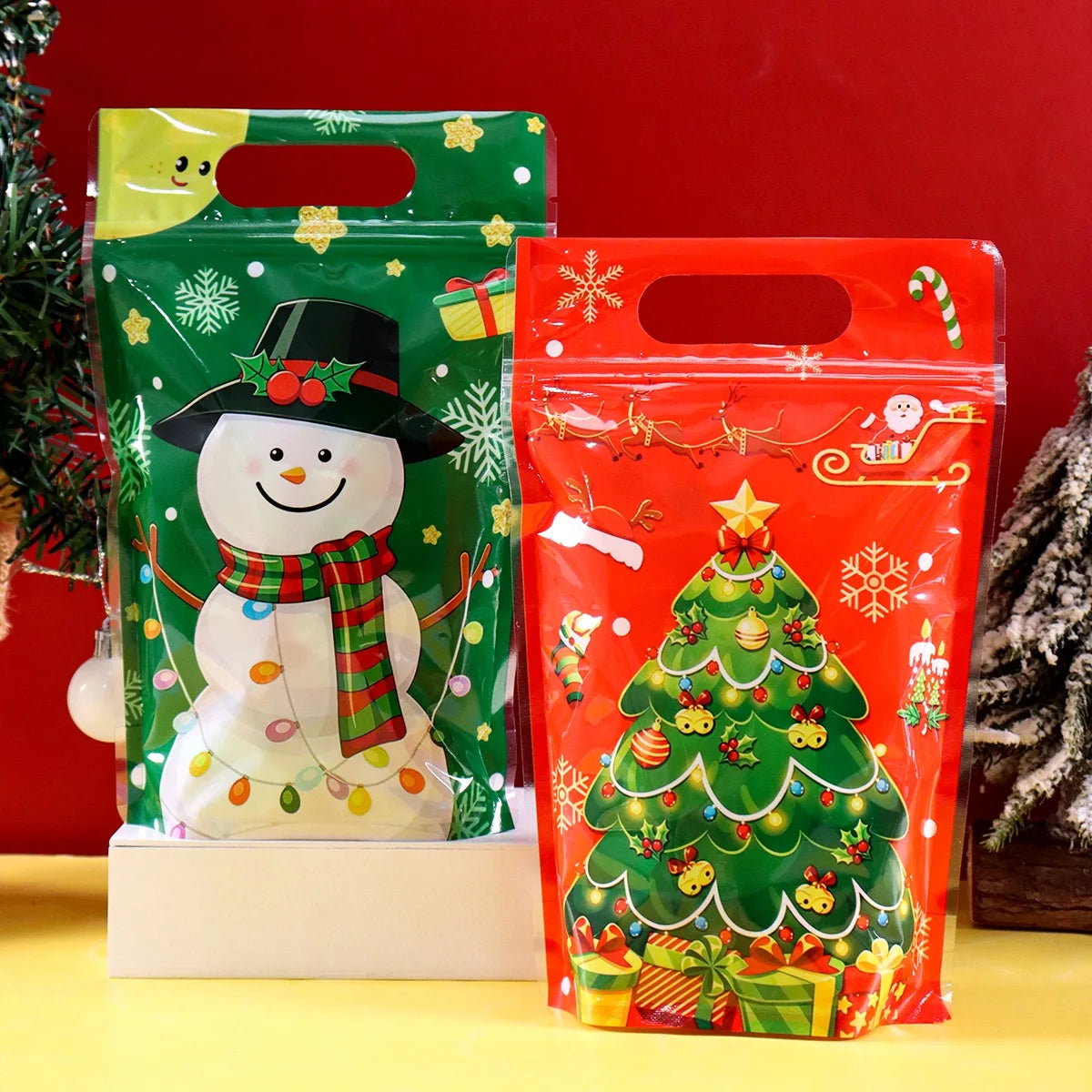 10/20pcs Merry Christmas Gift Bags Cute Santa Xmas Tree Resealable Treat Bags with Zippers New Year Christmas Decor for Home