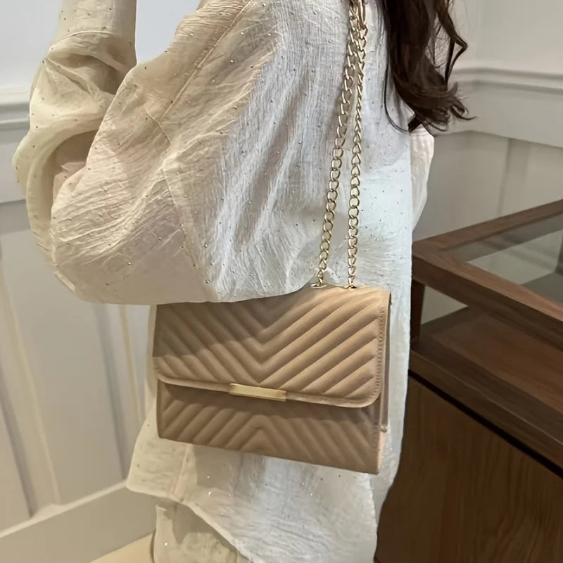2026 New Model Women's Crossbody Bag V-Shaped Quilted Chain Small Square Bag for Women, Light Luxury Texture Shoulder Crossbody Bag, Versatile Small Bag for Work and Dates, Perfect Gift Recommendation for Girls