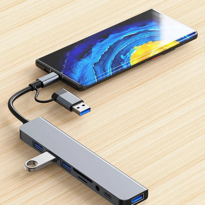 Hub USB-A y USB-C con audio de 3,5 mm y lector de tarjetas SD/TF