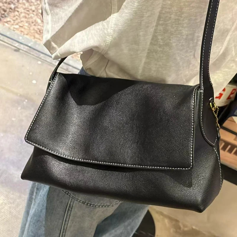 Luxury Genuine Leather Women's Shoulder Bag Large Capacity Flap Underarm Bag Simple Solid Color Soft Leather Brand Handbag