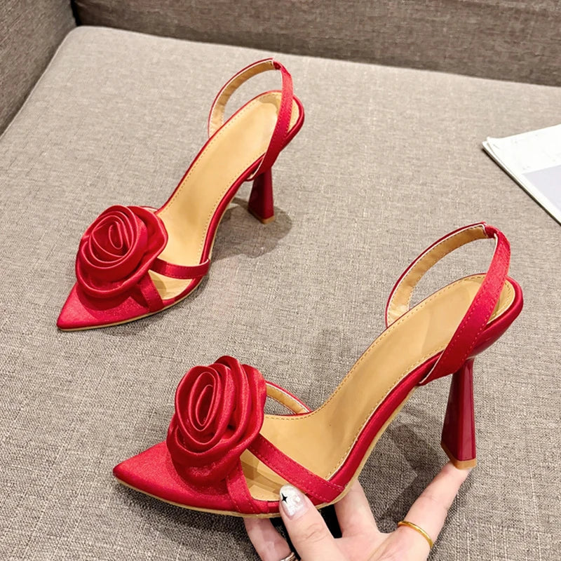 Sandali slingback donna Liyke a punta con grande rosa decorativa