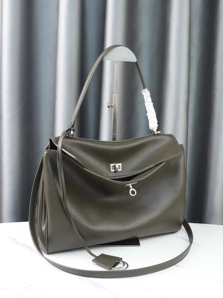 2026 New Luxury Brand Women Handbags Genuine Leather Shoulder Bags Women Retro Silver Buckle Tan Cowboy Bags Woman Totes