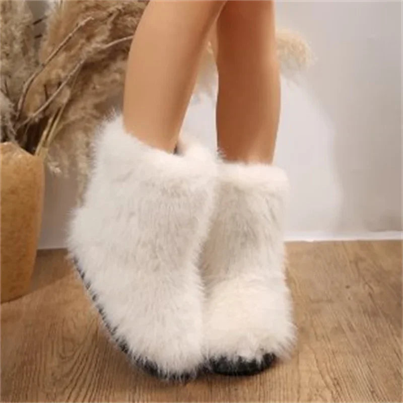 Women's Winter Snow Boots Outdoor Luxury Furry Faux Fox Fur Boots Woman Plush Warm Platform Shoes New Fashion Boots Big Size