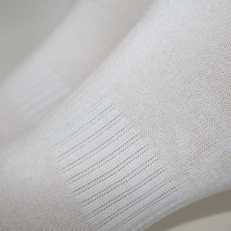 New Fashion Cotton Socks for Men, White and Black Socks for Women, Skateboard Socks, Creative Halloween Bone Long Socks, Basketball Socks