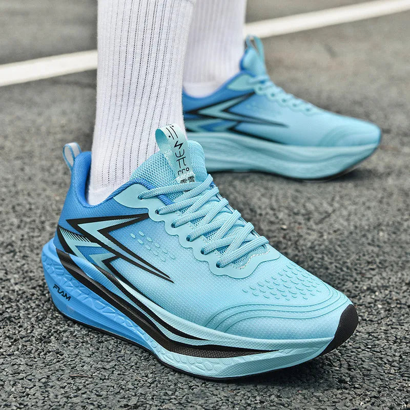 Sportschuhe mit elastischem Verschluss