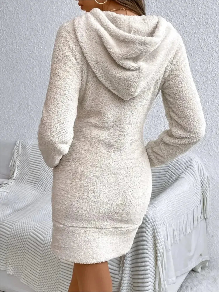 Abito felpa da donna con cappuccio e tasche