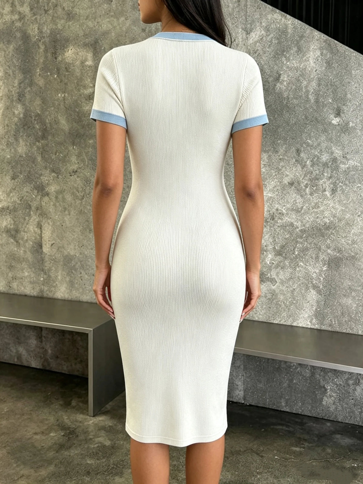 Elegantes Damen-Strickkleid im Colorblock-Stil, figurbetontes Bleistiftkleid mit V-Ausschnitt und Knöpfen, lässiges Slim-Fit-Kurzarmkleid für Büro und Party