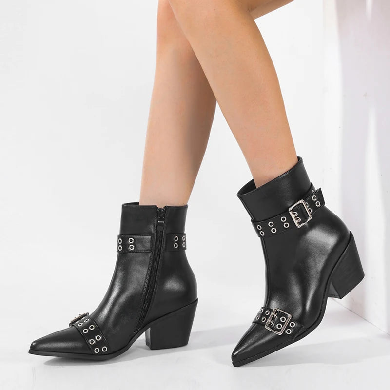 Stivaletti donna Liyke con fibbie e occhielli metallici