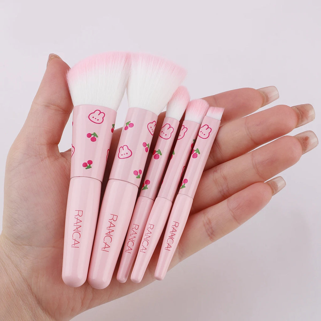 Ensemble de 5 pinceaux de maquillage compacts et mignons avec étui, pinceaux haut de gamme pour une application impeccable du fond de teint, du blush et du fard à paupières, accessoires de beauté