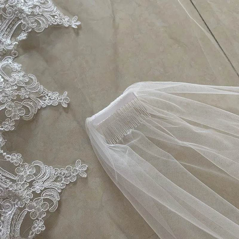 Hot Sale Elegant Flower Lace Edged Appliques Veil with Comb 1 Tier Veil 3mx1.5m Long Cathedral Length Wedding Bride Accessories