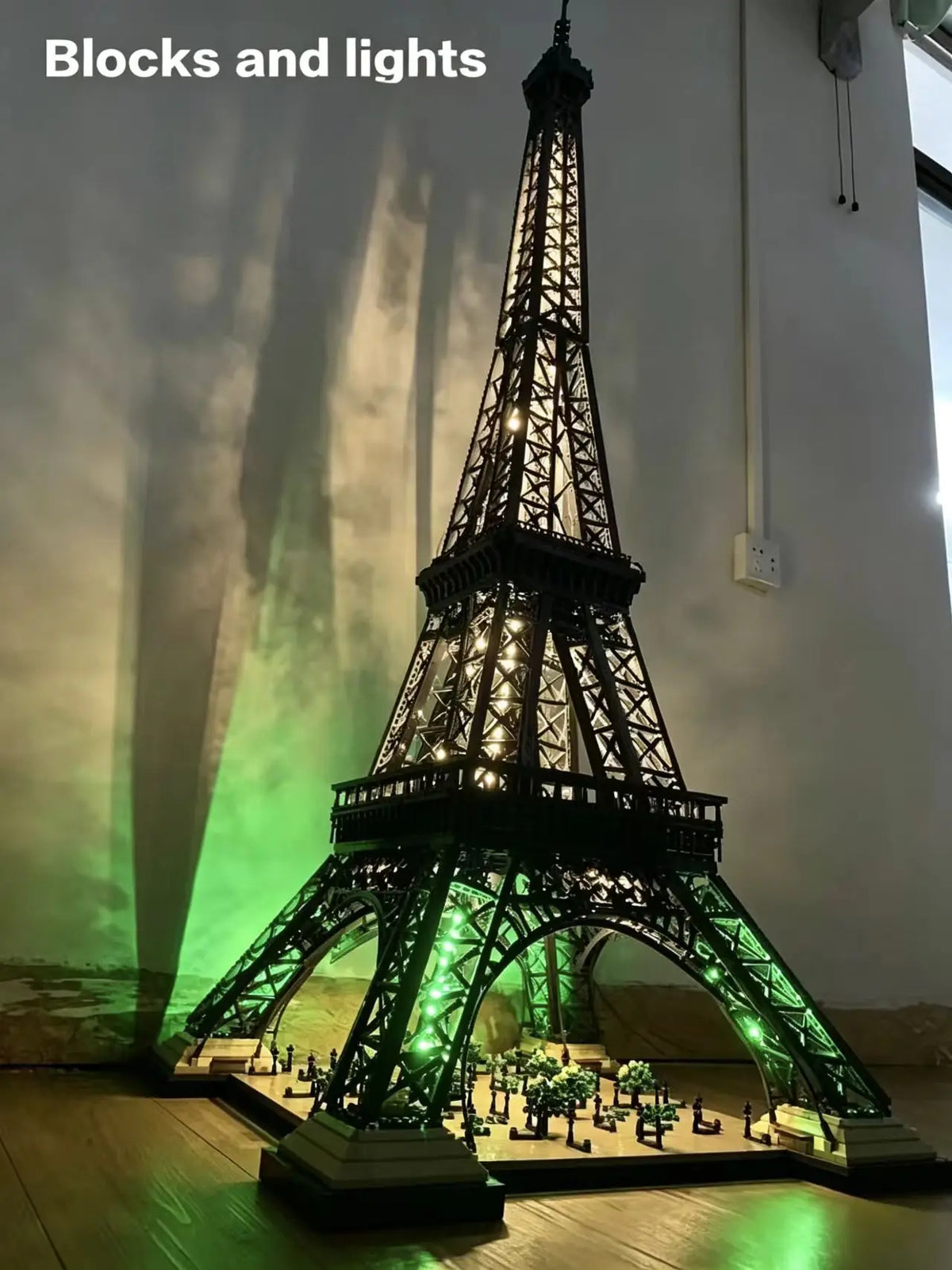 10001 Pcs Large Eiffel Tower Building Blocks Bricks Birthday Christmas Gifts Toy Compatible  10181 In Stock