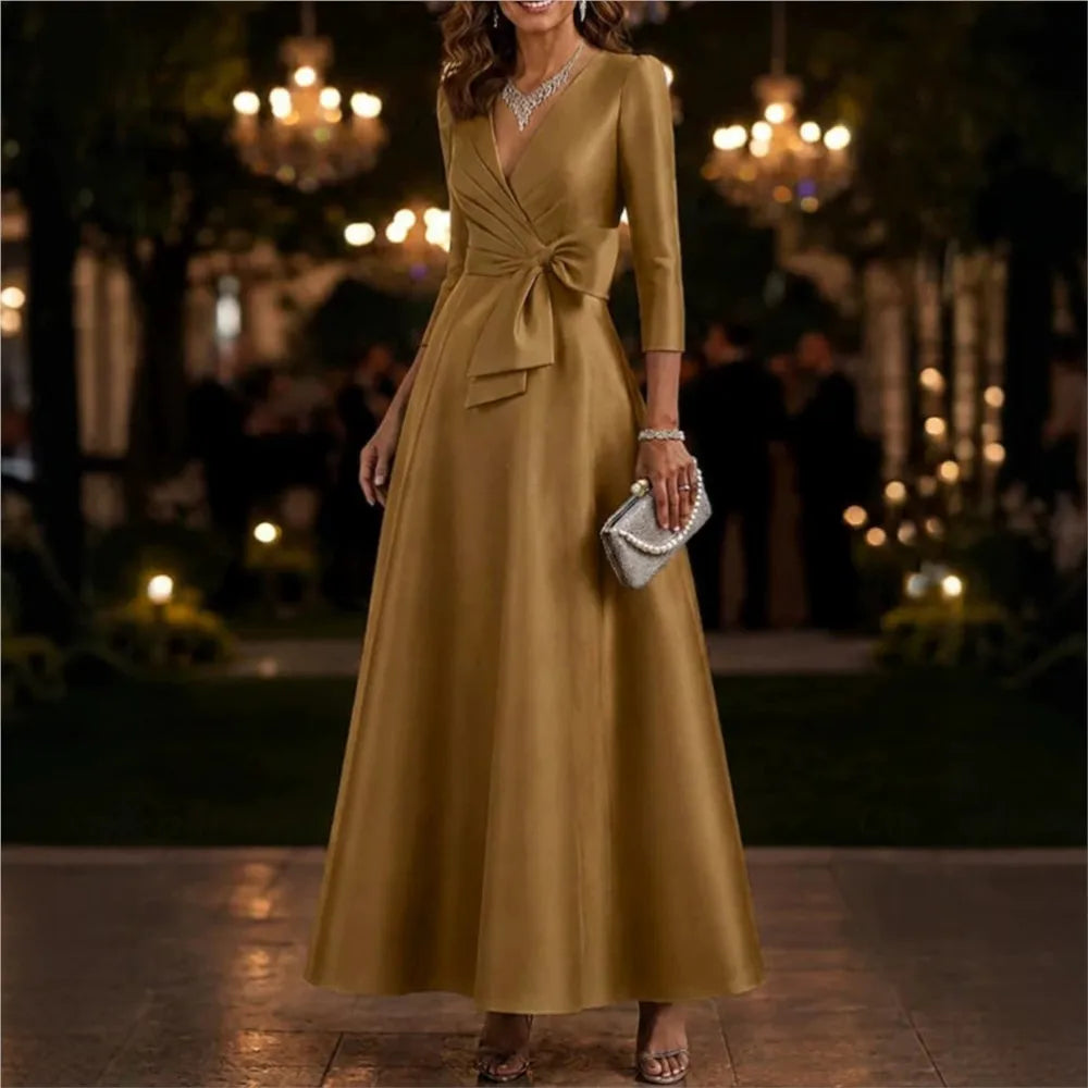 Abito midi da donna con scollo a V e maniche a tre quarti
