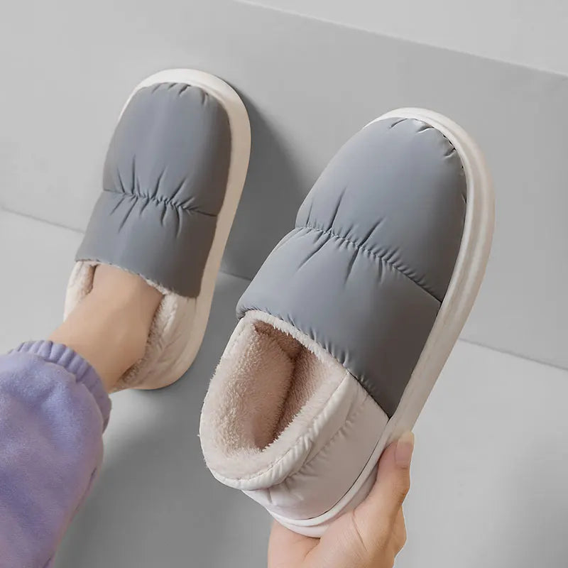 Warme Unisex-Hausschuhe für Damen und Herren, 4 cm dicke Sohle, weich wie Wolken, wasserdicht, Daunen-Innenfutter, Fleece-Hausschuhe für drinnen und draußen, Hausschuhe im Pantoletten-Stil
