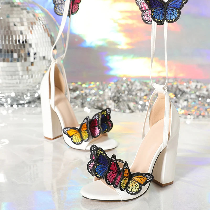 Sandali donna Liyke con farfalle colorate e lacci