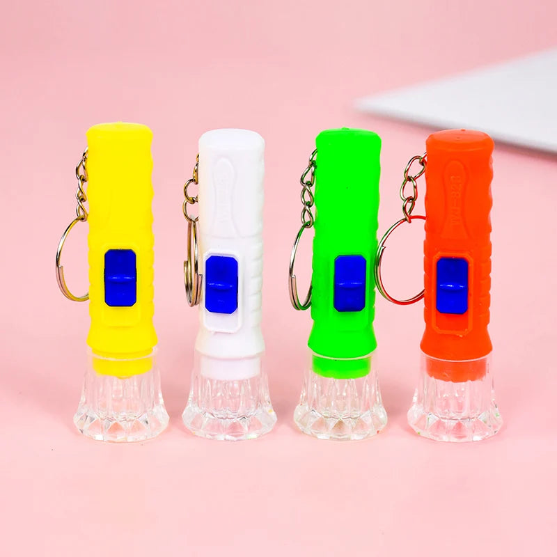 10–30 Stück Mini-LED-Taschenlampen, Kindergeburtstagsgeschenke, Gastgeschenke, Füllspielzeug für Goodie-Bags und Piñatas, Belohnungen, Weihnachts- und Neujahrsgeschenke