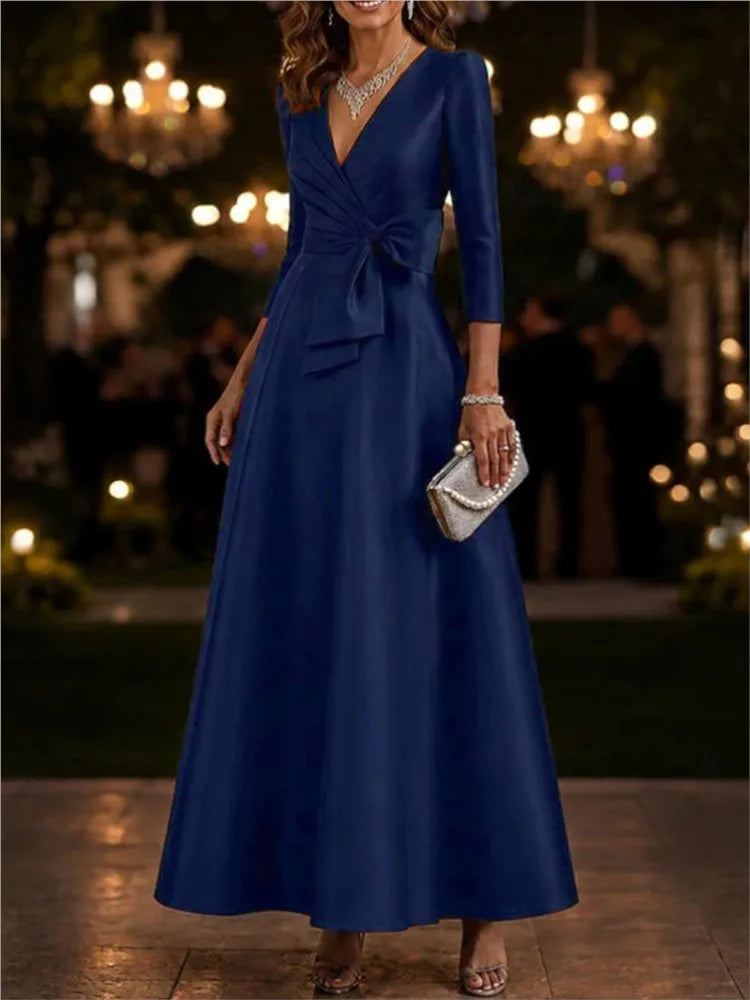 Abito midi da donna con scollo a V e maniche a tre quarti
