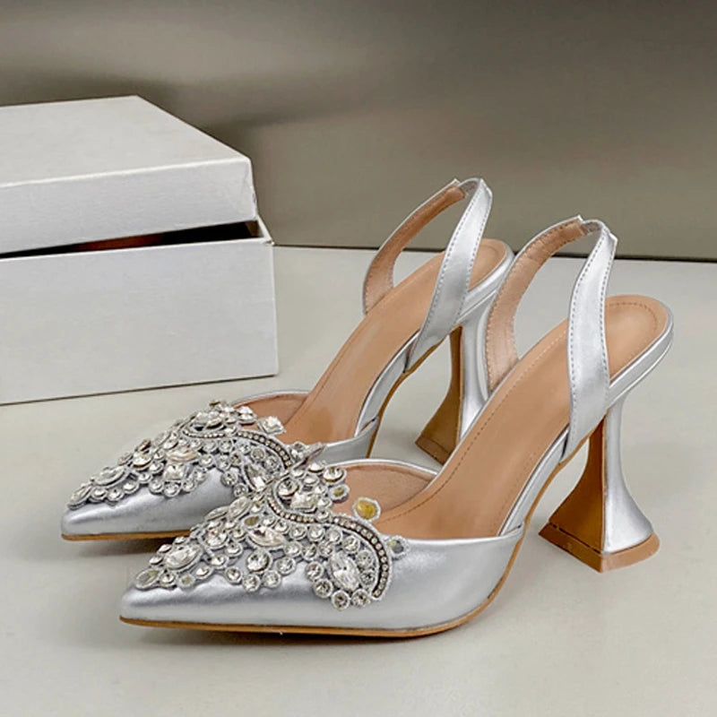 Slingback donna Liyke a punta con decoro ornamentale