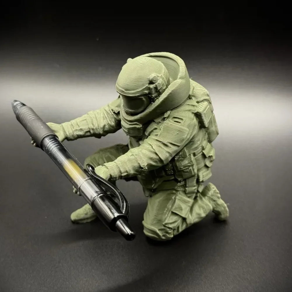 Samurai-Style Plastic Pen Holder