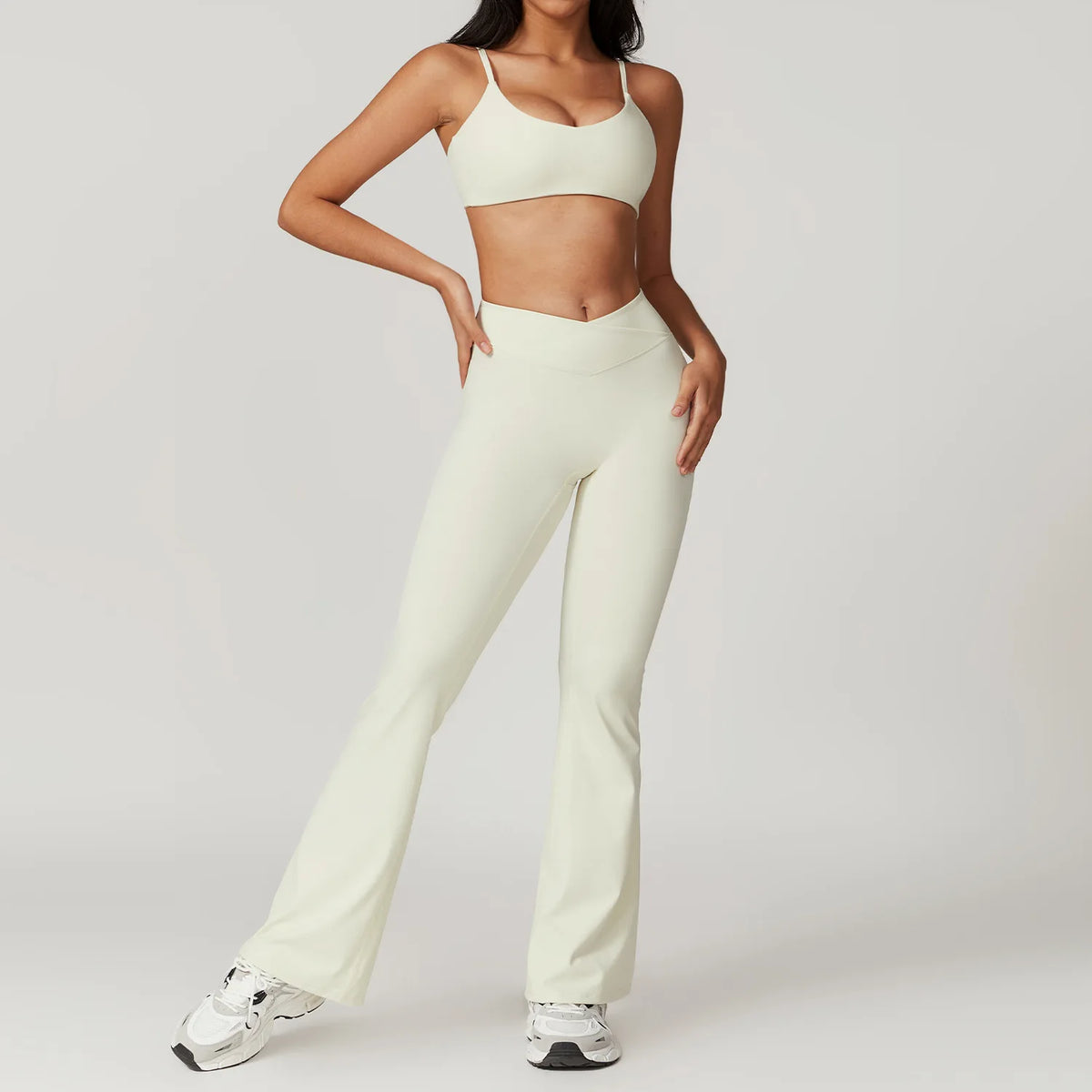 Completo yoga donna con crop top e leggings