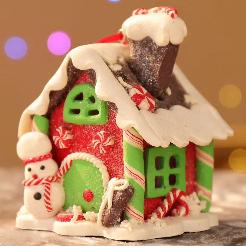 Weihnachtliche LED-Pendelleuchte mit Schneemann, Lebkuchenhaus, Weihnachtsmann, sanftem Keramik-Baumdesign, Dekoration für Zuhause und Neujahrsfeiern