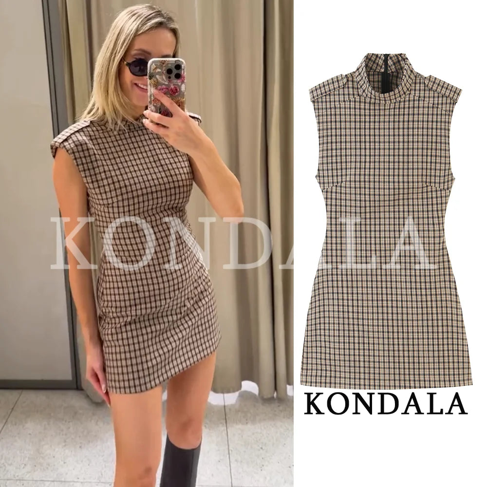 Mini abito da donna a quadri senza maniche