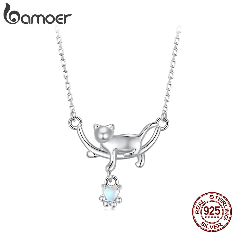 Collana con pendente a forma di gatto