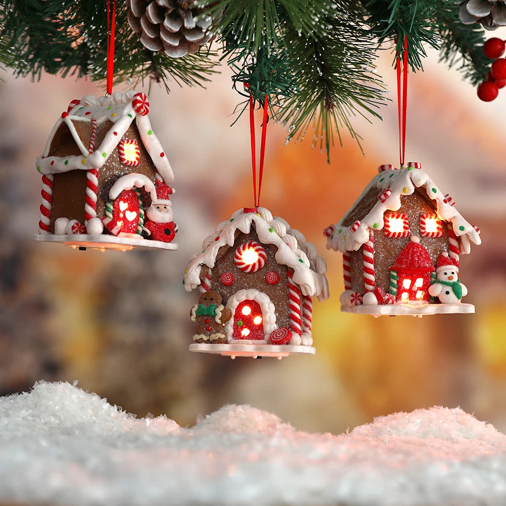 Weihnachtliche LED-Pendelleuchte mit Schneemann, Lebkuchenhaus, Weihnachtsmann, sanftem Keramik-Baumdesign, Dekoration für Zuhause und Neujahrsfeiern