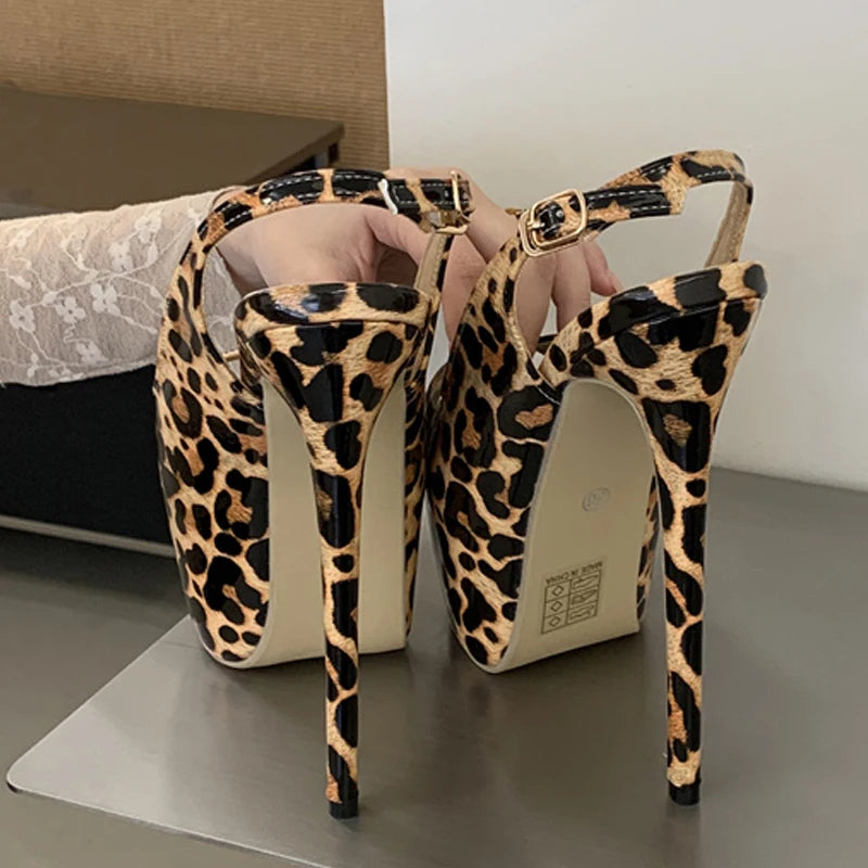 Scarpe peep toe donna Liyke leopardate con plateau