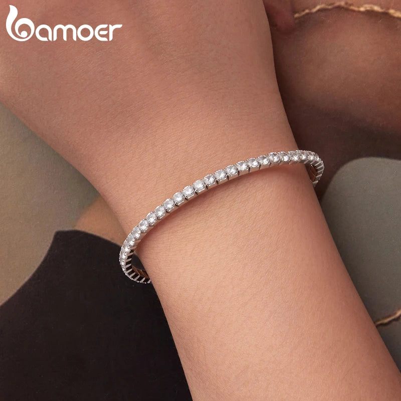 Bracelet with continuous chain