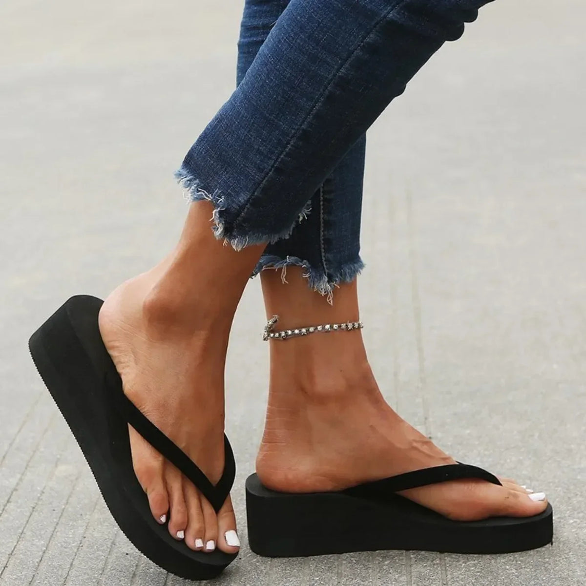 Damen-Sommerschlappen, Keilsandalen, Pantoletten für Strand und Zuhause, Flip-Flops für Damen, Memory-Foam-Schlappen, Damenschuhe