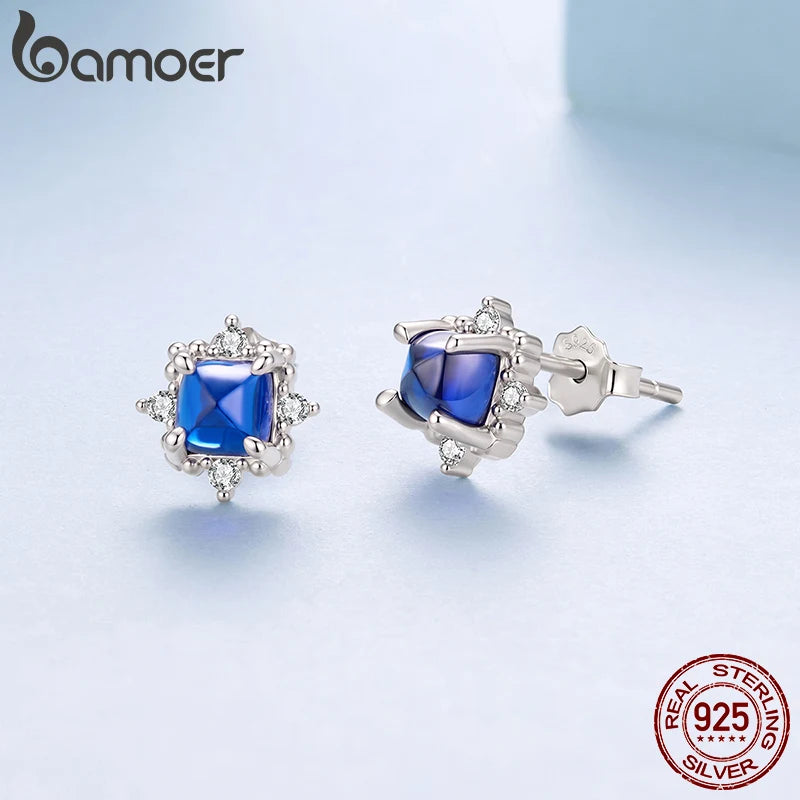Orecchini a lobo quadrati blu con contorno BSE1312