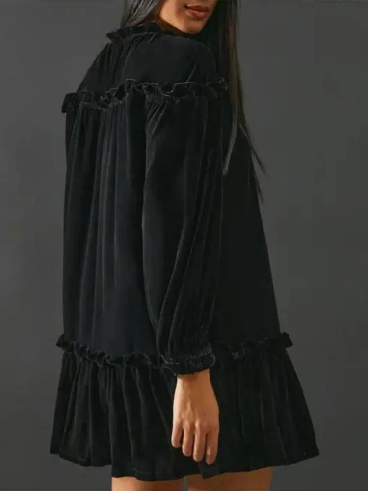 Mini abito donna con scollo rotondo e dettagli arricciati — immagine 6