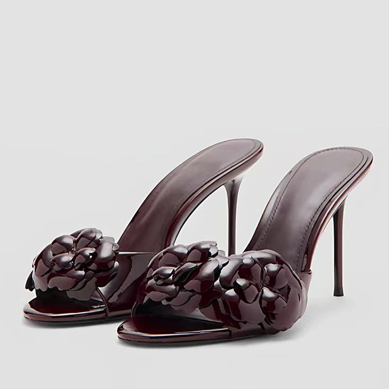 Mules donna Liyke con fiori applicati e tacco sottile