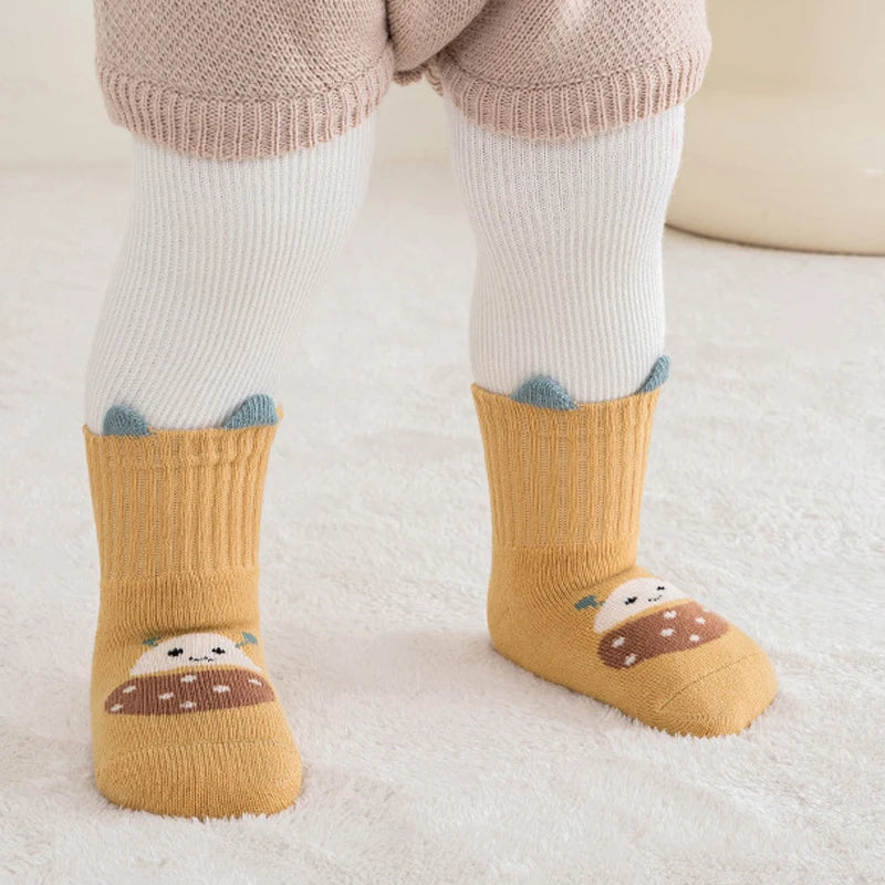 Calze antiscivolo per bambini con motivi cartoon – confezione da 6 paia