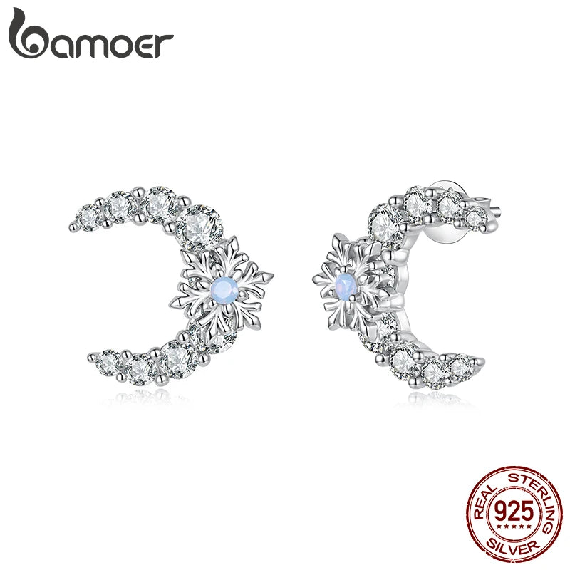 Snowflake stud earrings