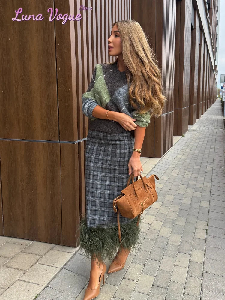 Damen-Strickset mit Pullover und Midirock