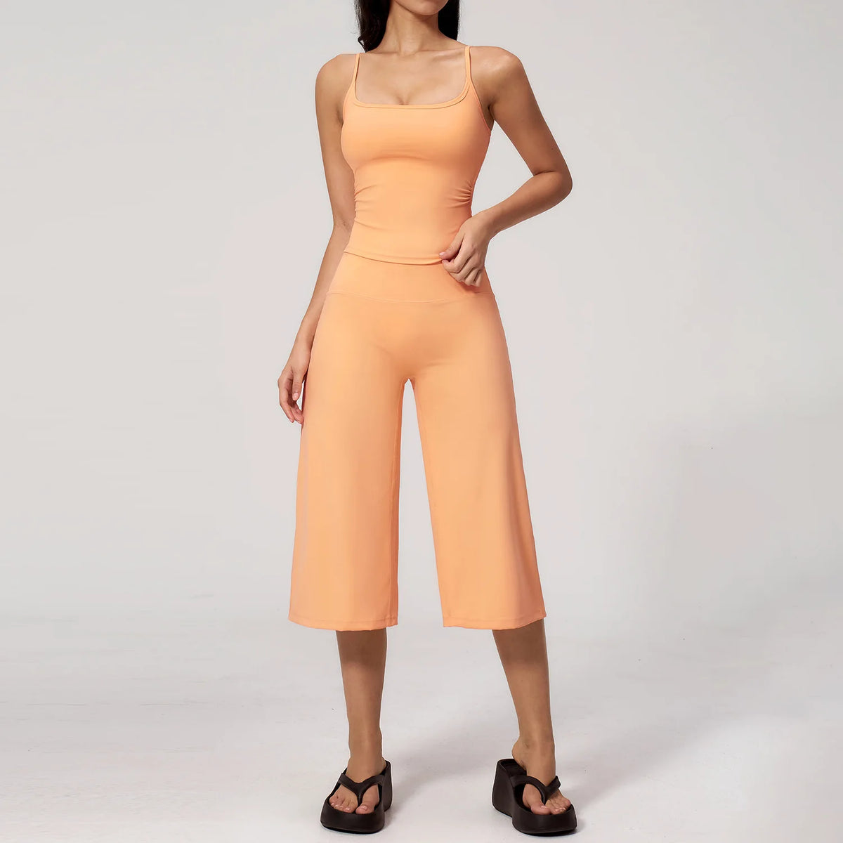 NCLAGEN completo donna, top e pantaloni cropped