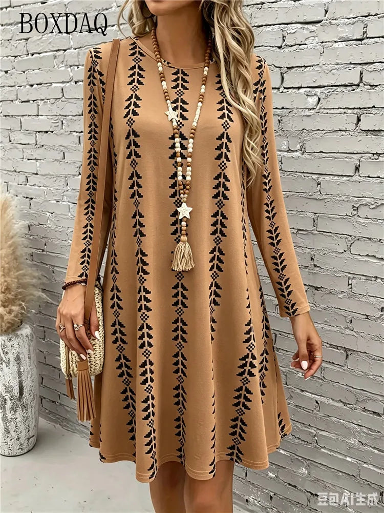 Abito a righe da donna con maniche lunghe