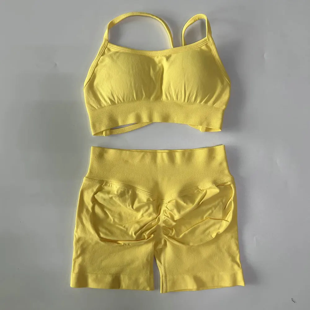 Ensemble yoga femme, haut et short