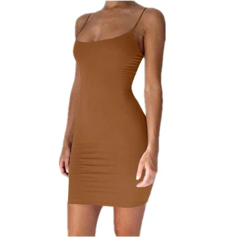 Mini abito aderente da donna con spalline sottili