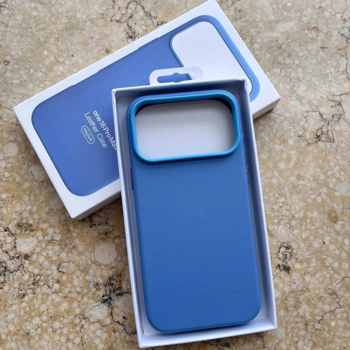 Official Magnetic Leather White Animation Case for Apple iPhone 18 17 Pro Max 18P Original MacSafe for MagSafe Cover Accessories